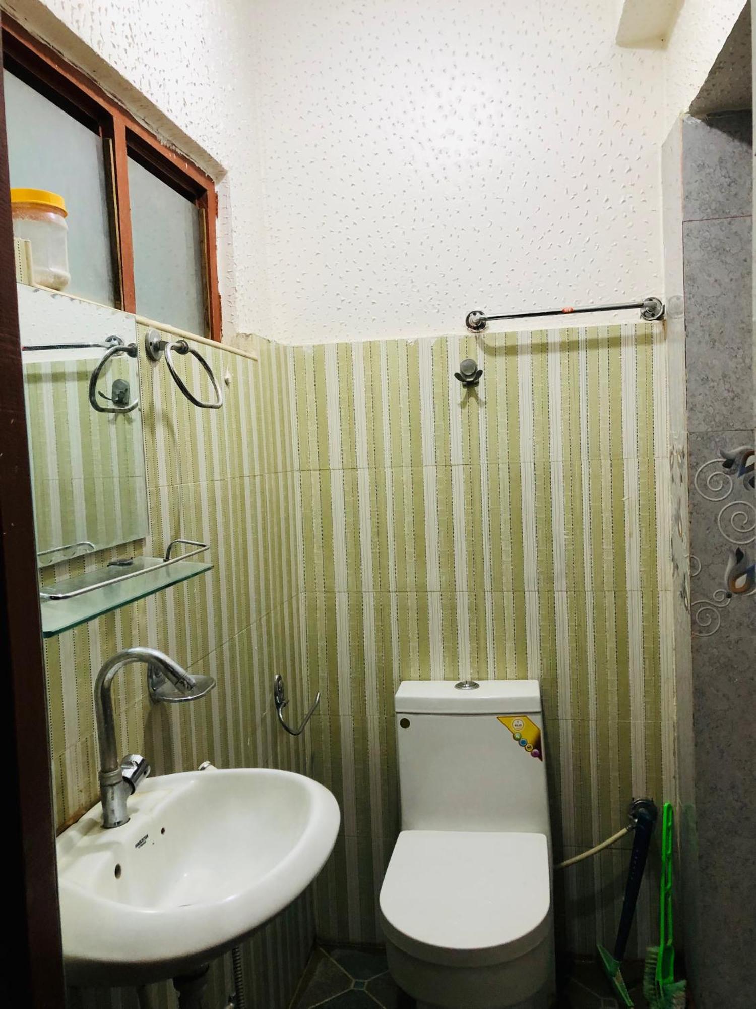 Albergue Sara's Backpackers *
