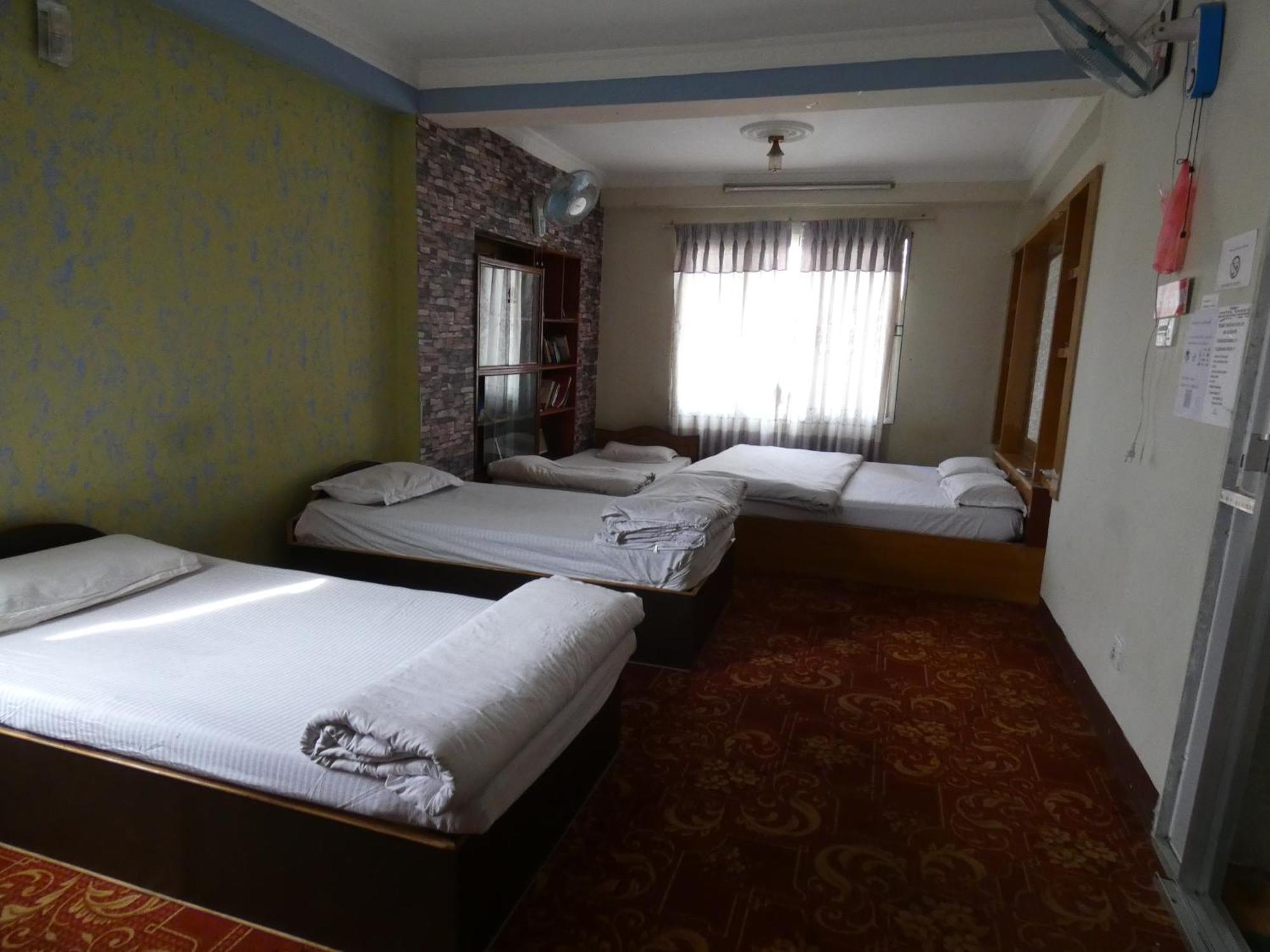 Albergue Sara's Backpackers *