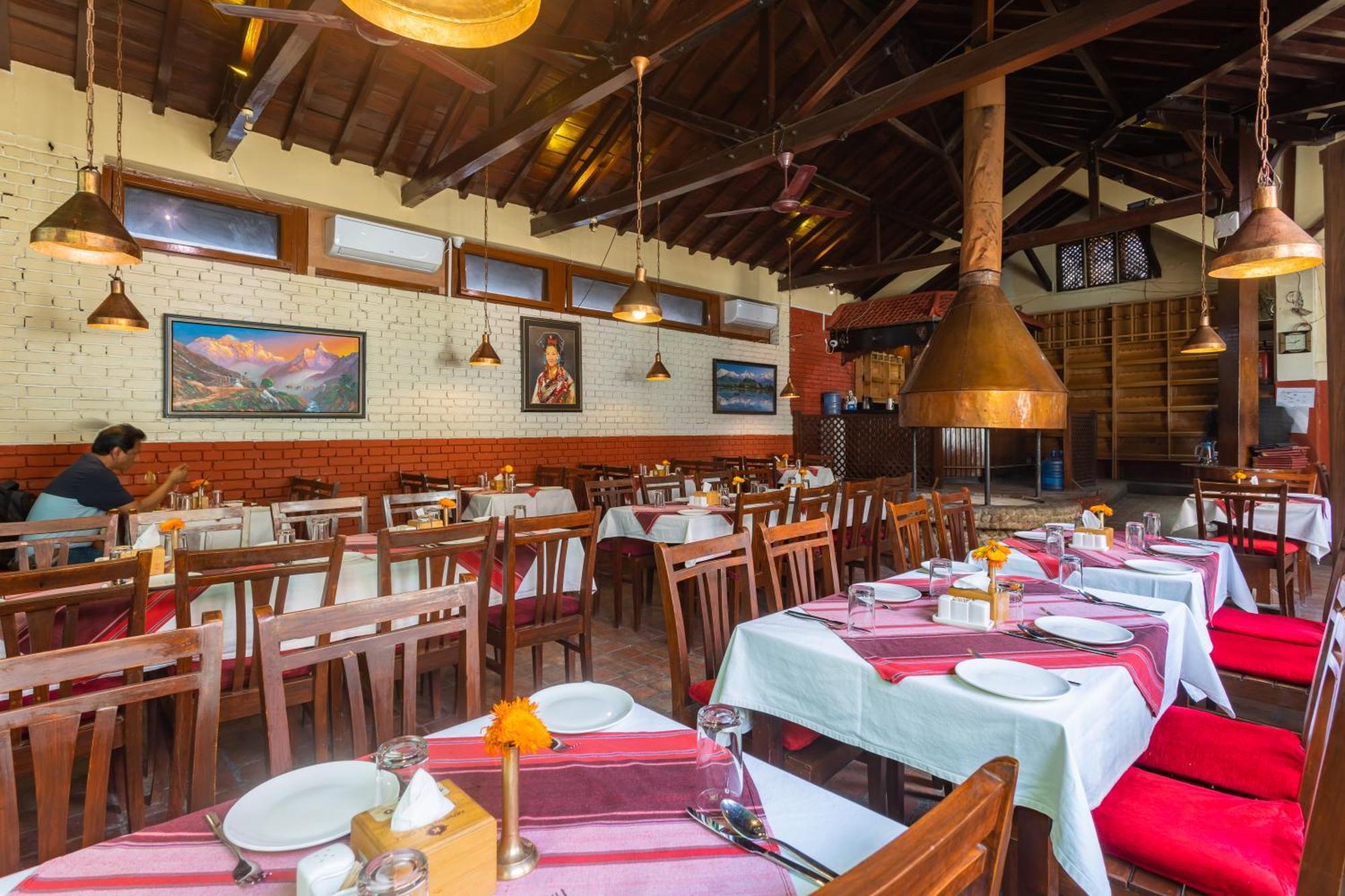 Aawas Boutique Hotel 3*