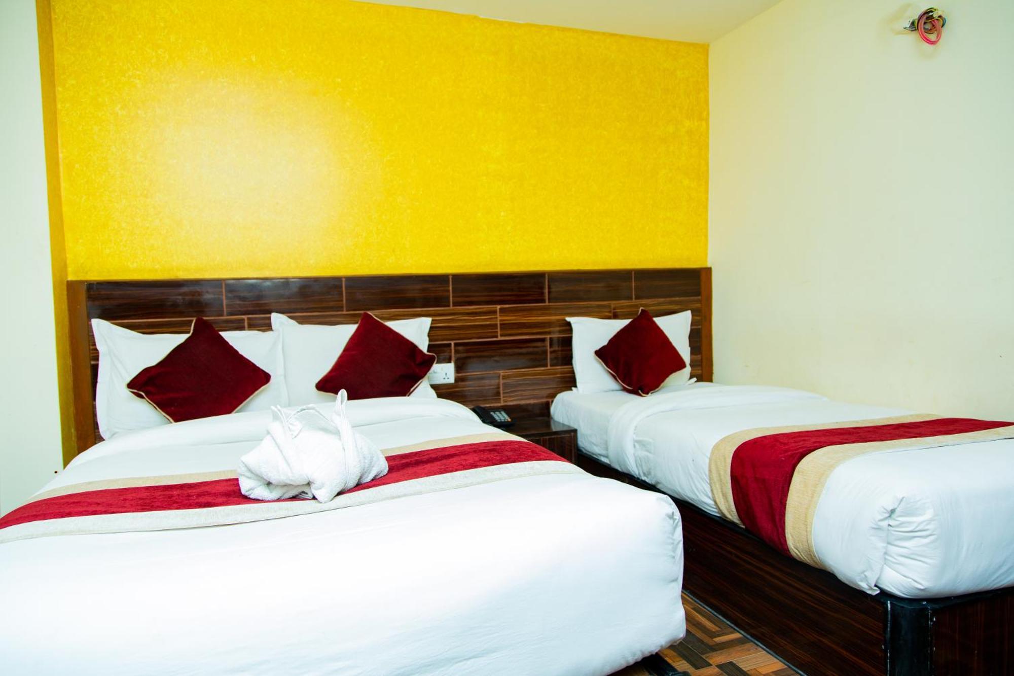 Hotel Everest Regency