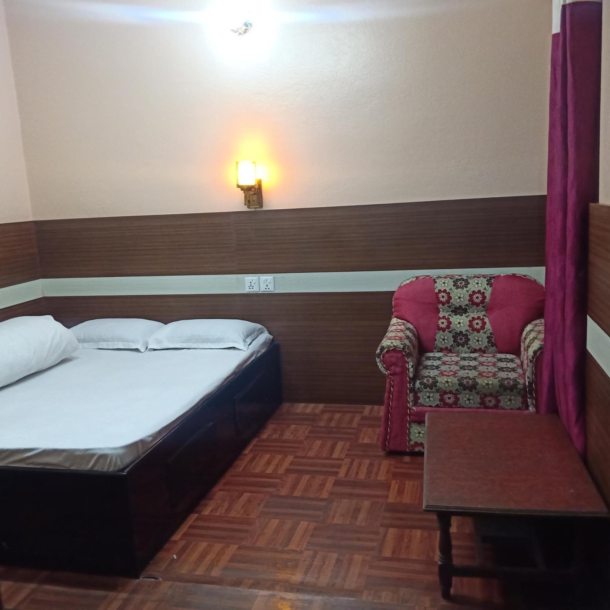 Gulmi Butwal Pravasi * Kathmandu