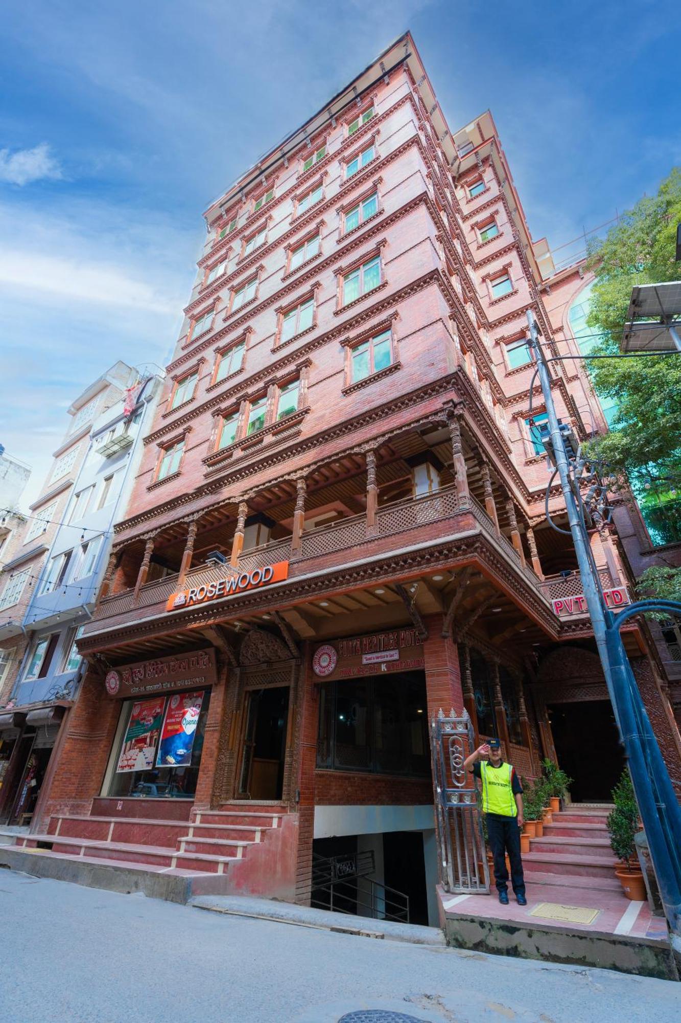 Surya Heritage 4*