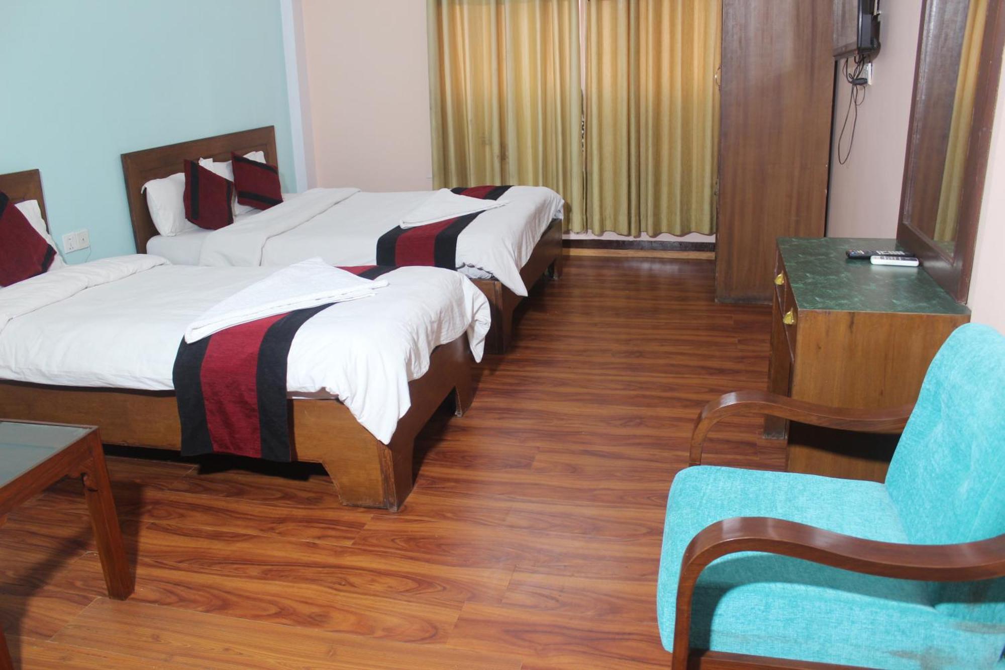 Hotel Happy Or Mudkhu Durbar 3*