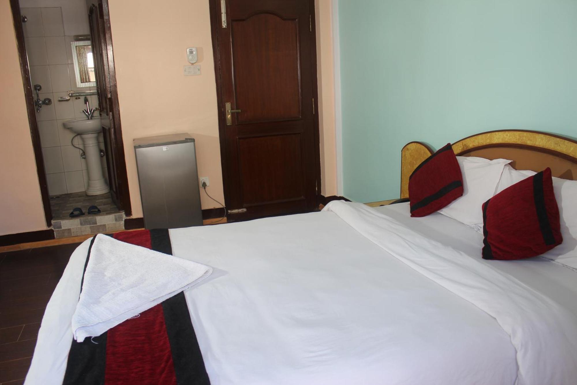 Happy Or Mudkhu Durbar Hotel