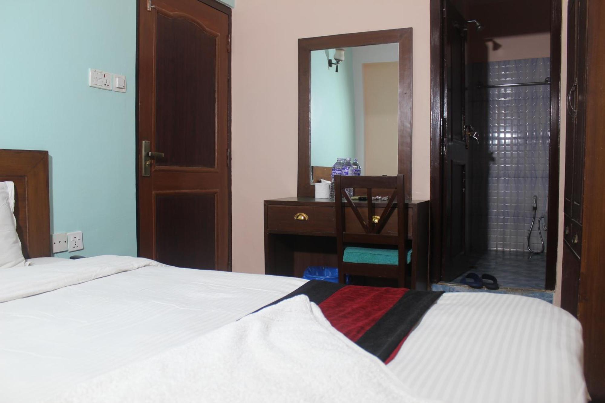 Hotel Happy Or Mudkhu Durbar