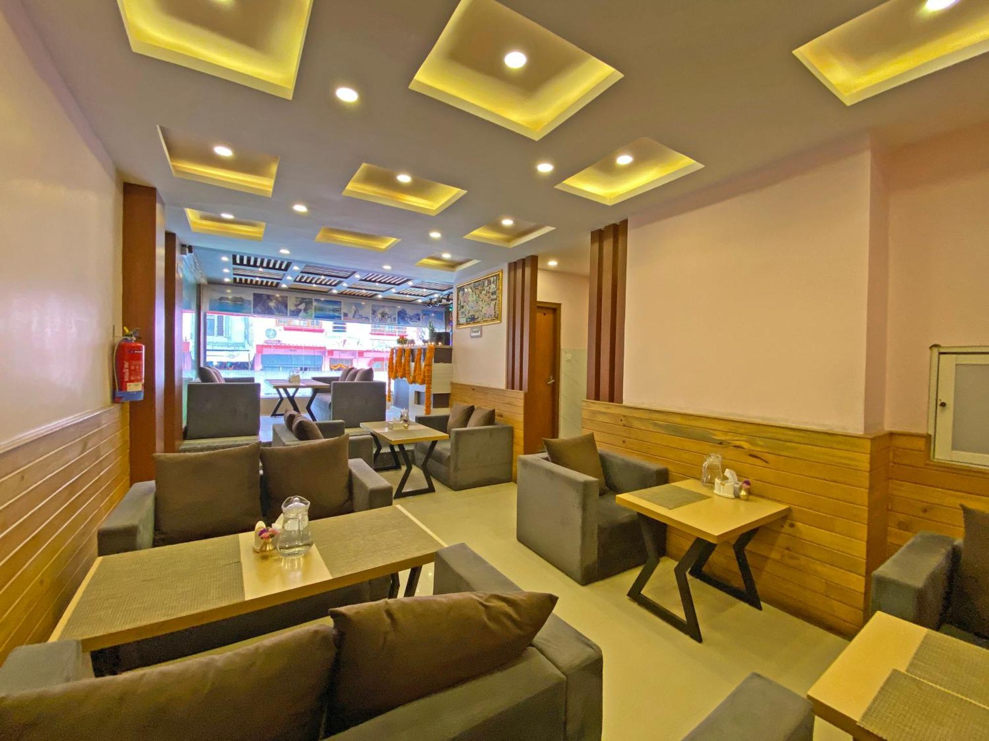 White Rabbit 3* Kathmandu