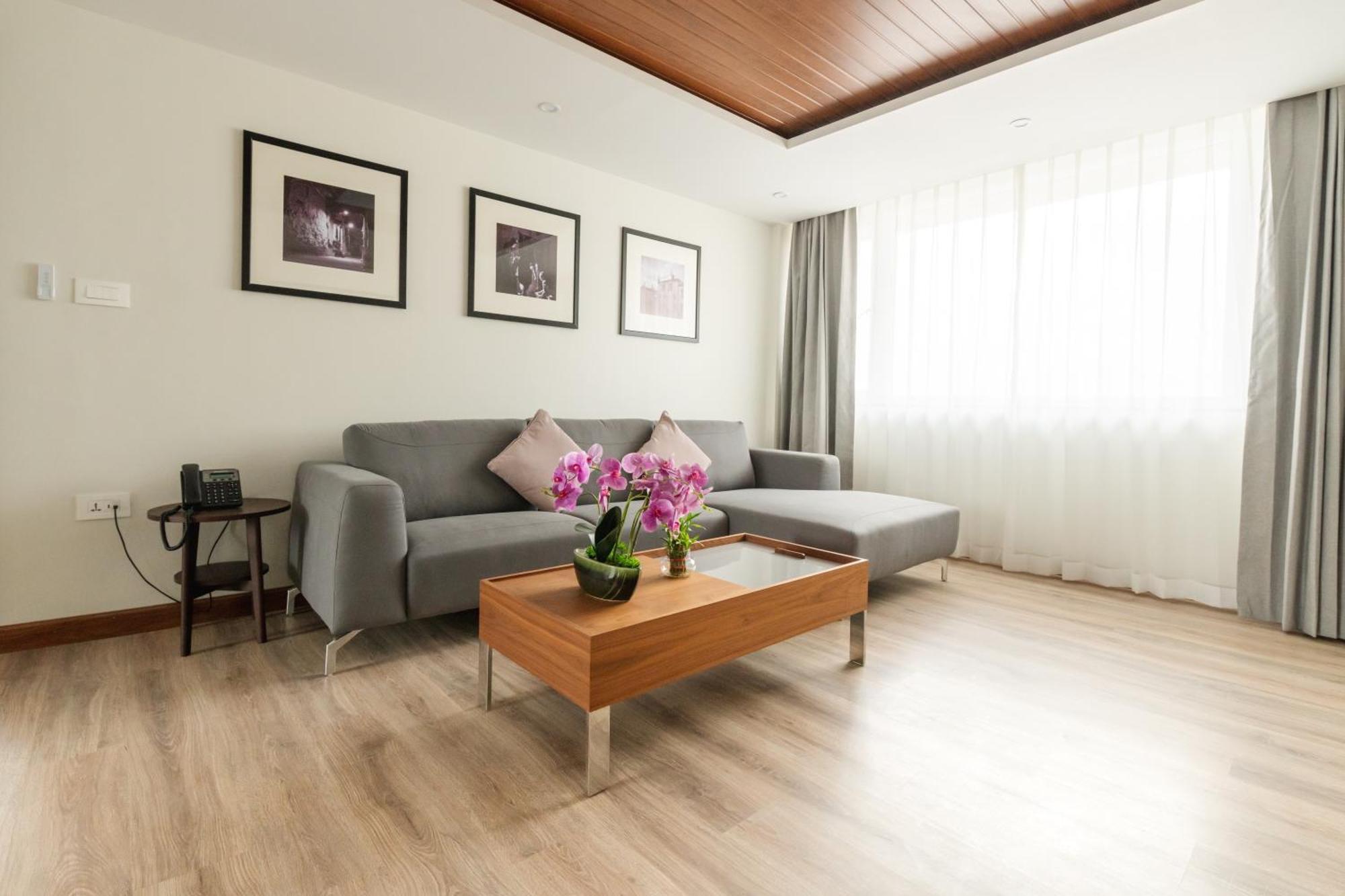 Mila Hotel 3*