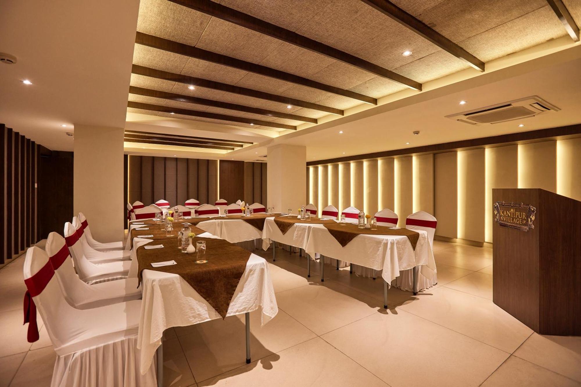 Hotel Kantipur Village 4*