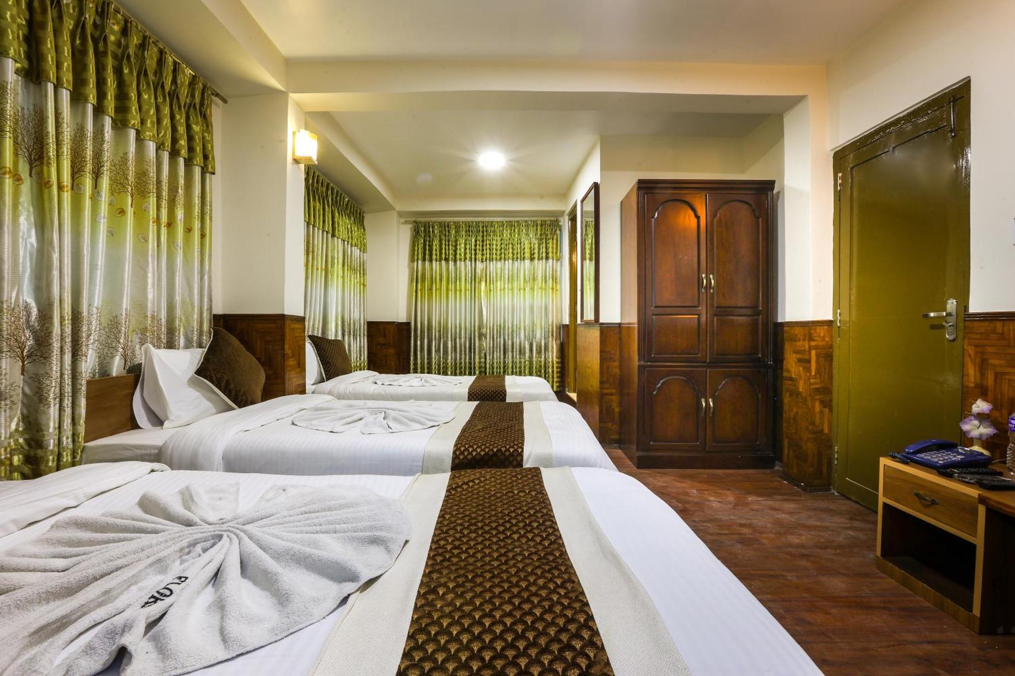 Sekai Hotel