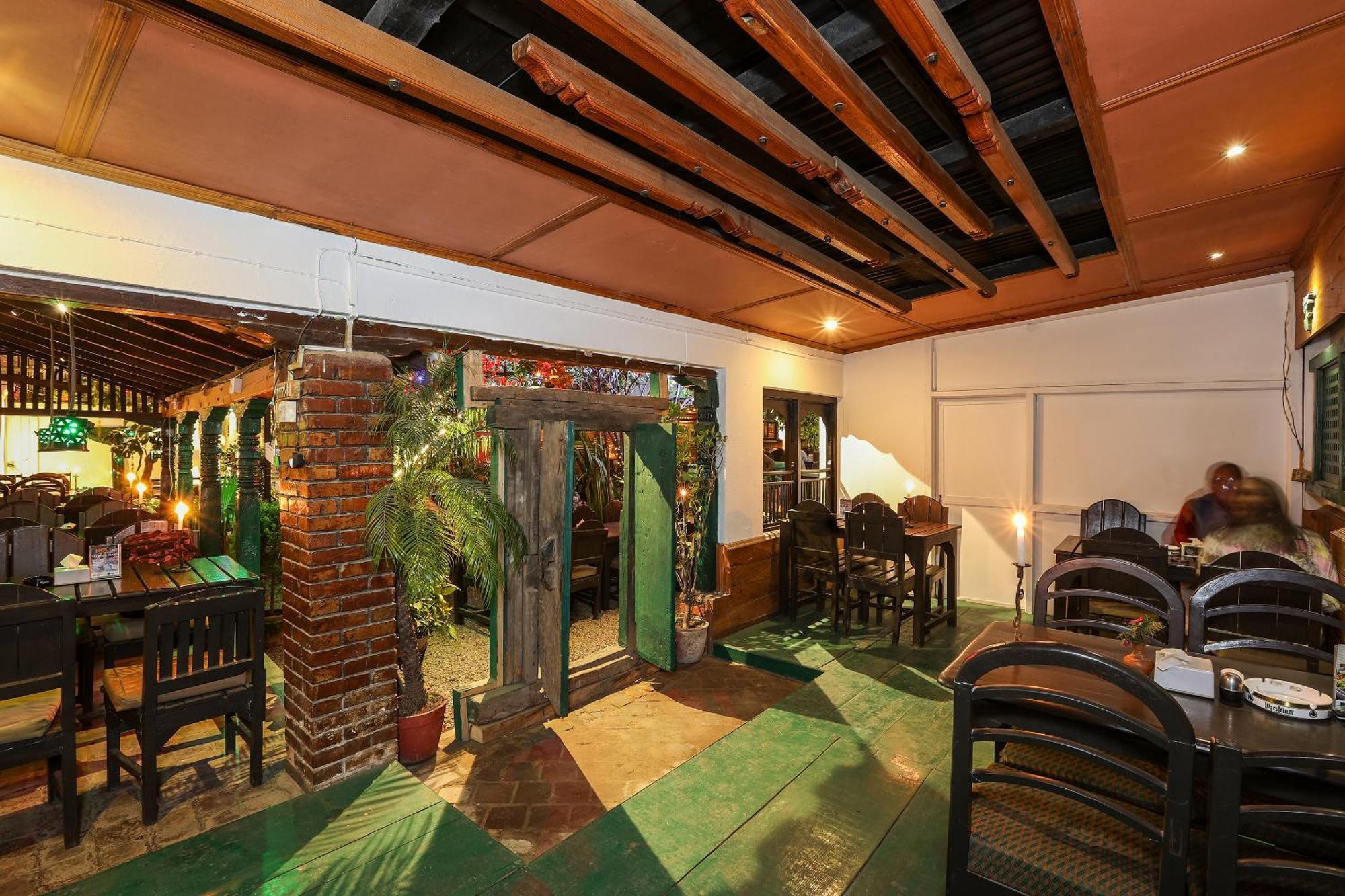 Hotel Himalayan Oasis 3*