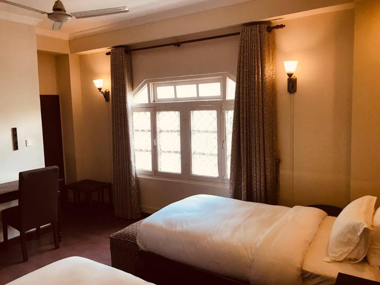 Courtyard Pujan Hotel