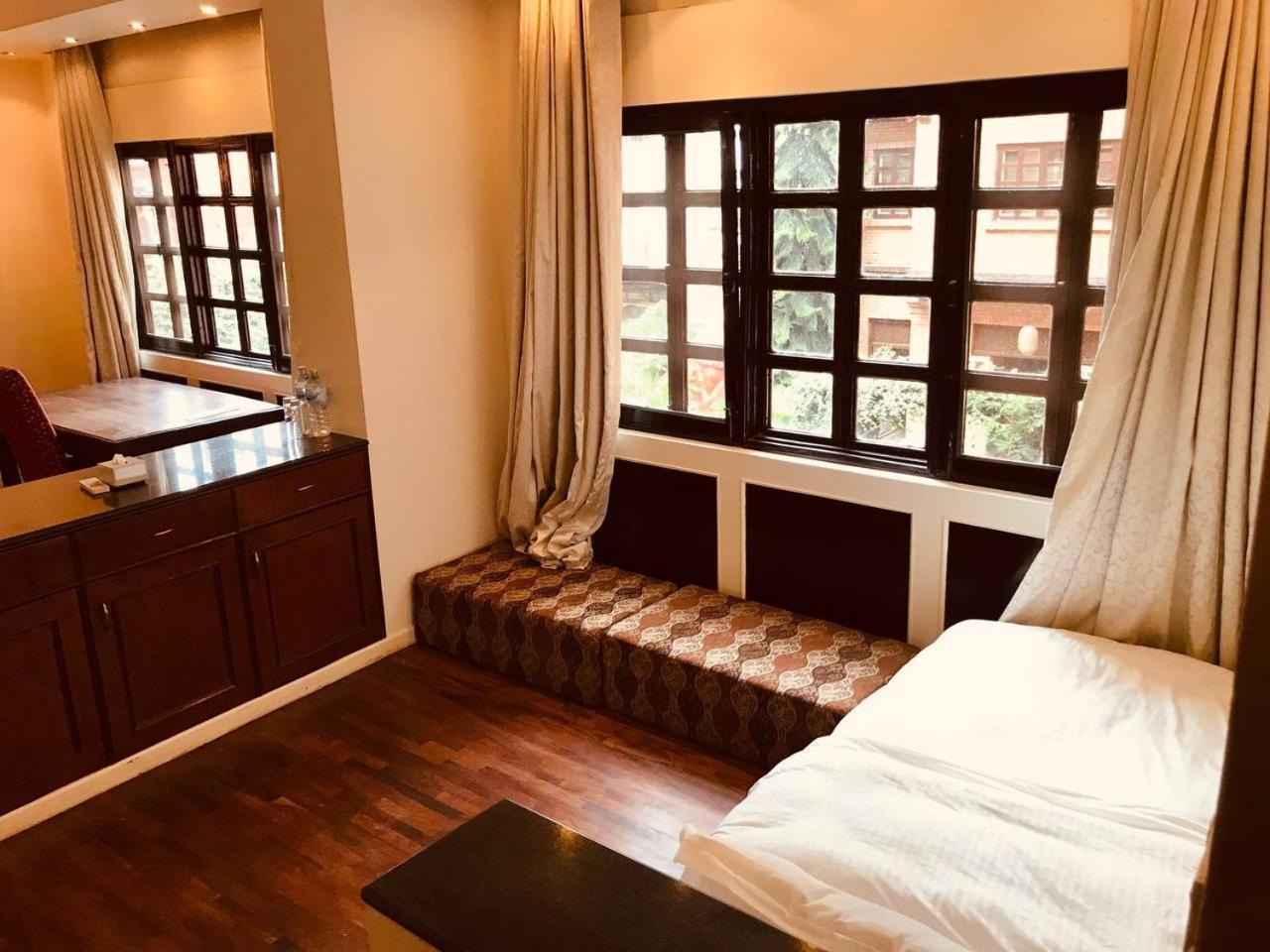 Hotel Courtyard Pujan