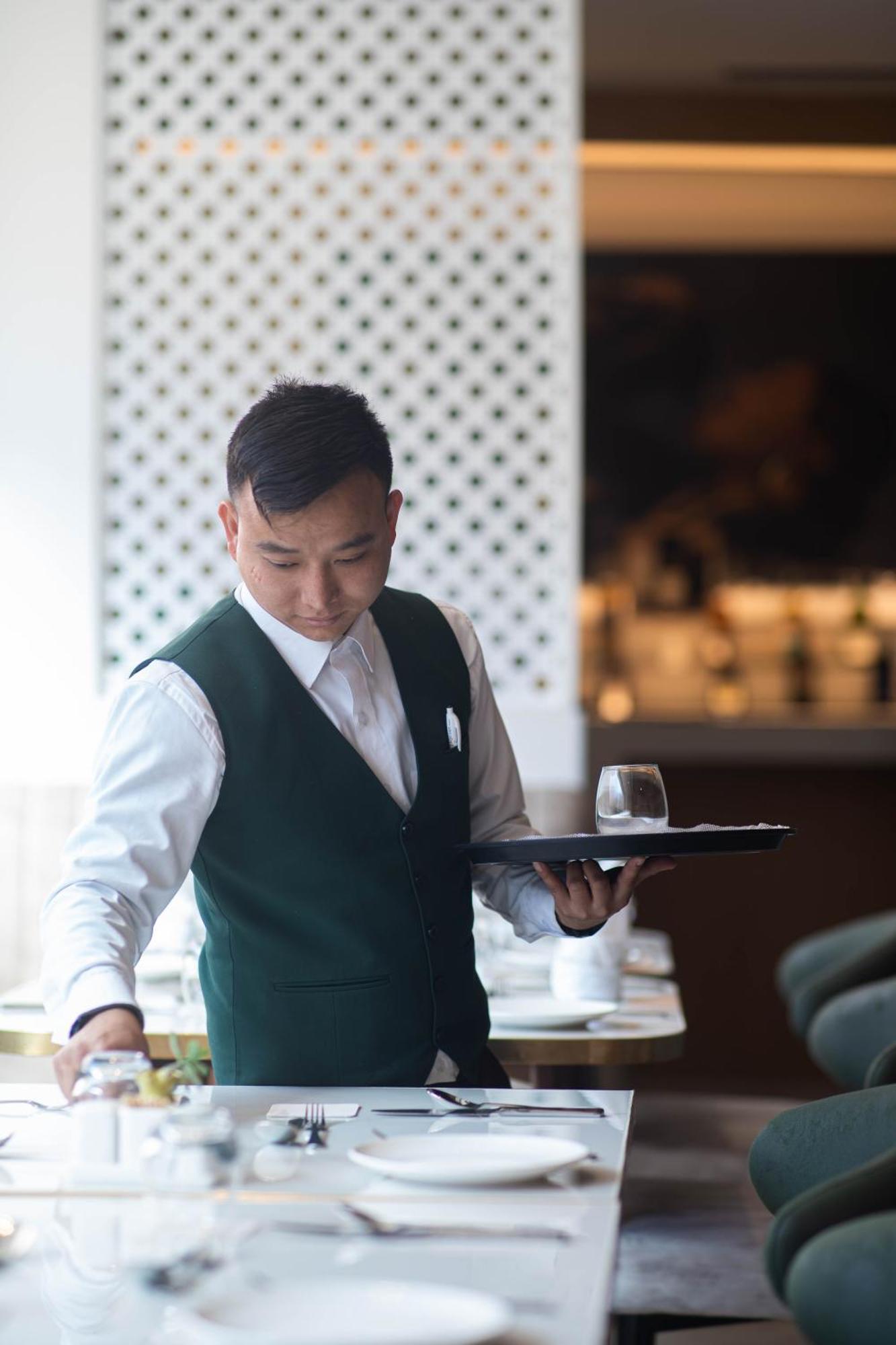 Square Hotel