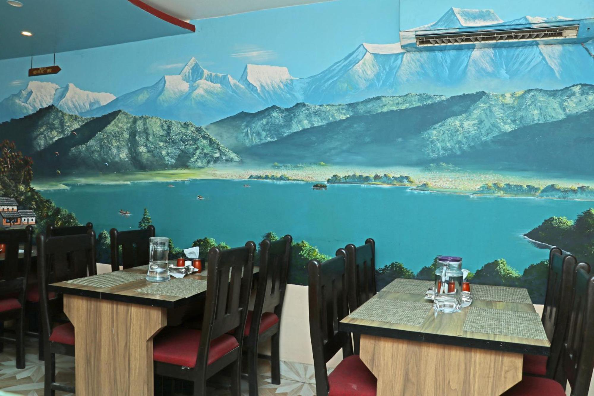 Readers Pvt.ltd 3*