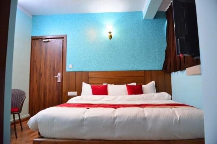 Hotel Everest Regency