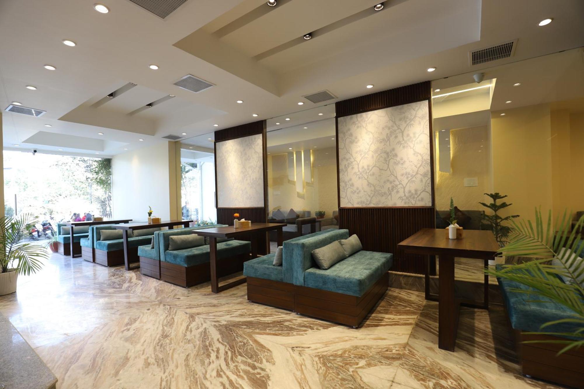 Apex Business - Airport Hotel Kathmandu
