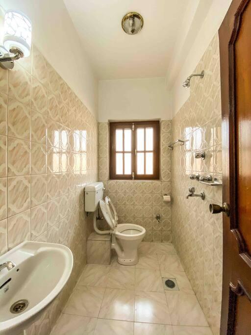 Cheerful 5-bedroom With Garden And Views *