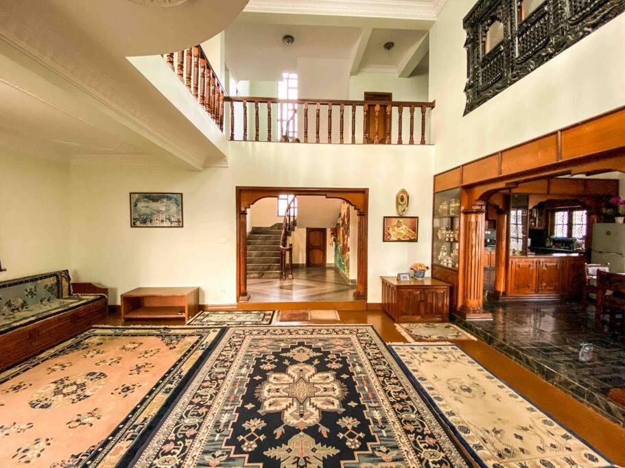 Cheerful 5-bedroom With Garden And Views Kathmandu