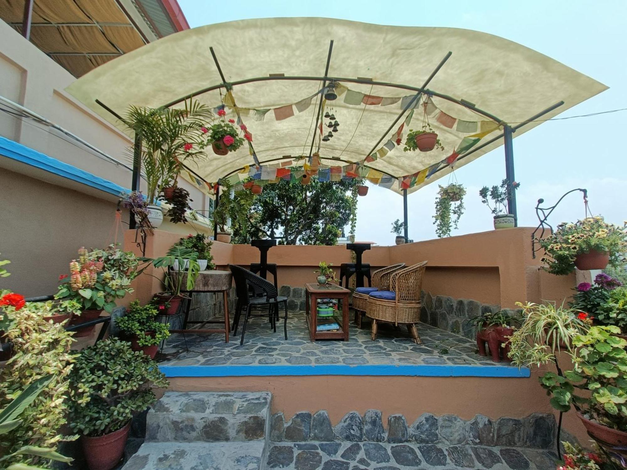 Guest house Himalaya