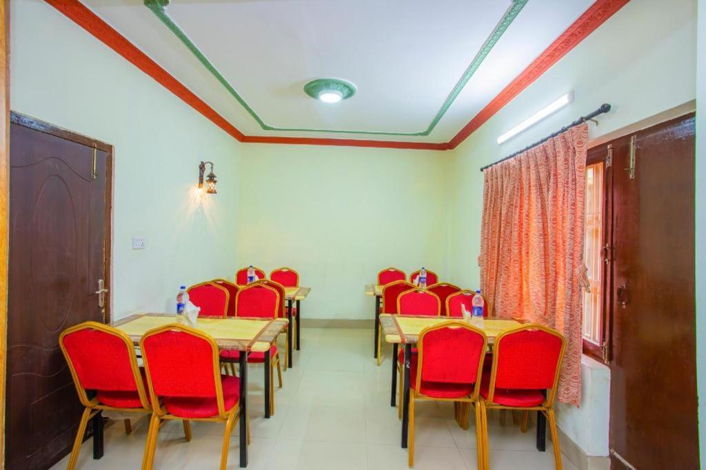 Hotel Oyo 414 Om 2*