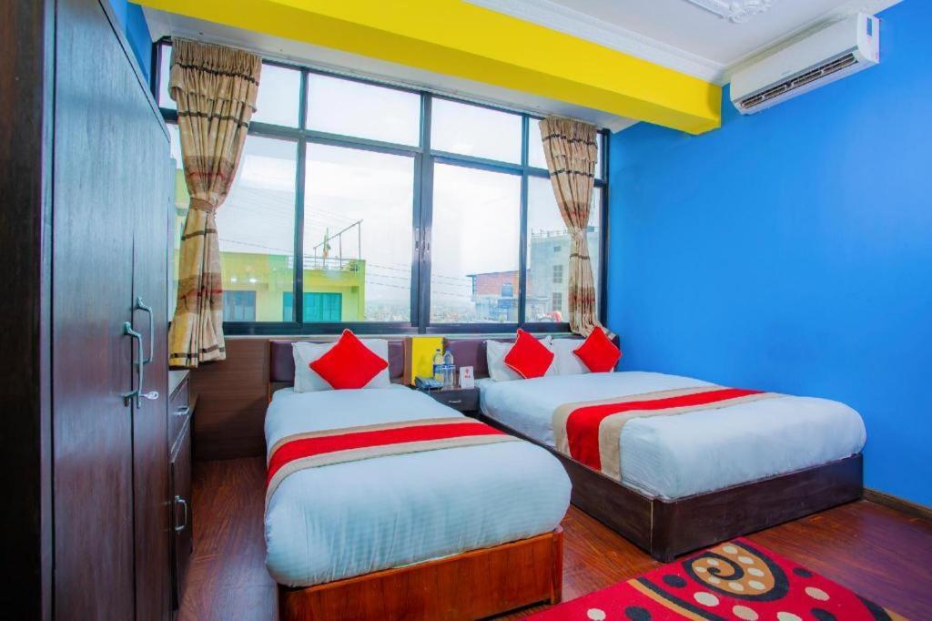 Oyo 414 Om Hotel 2*