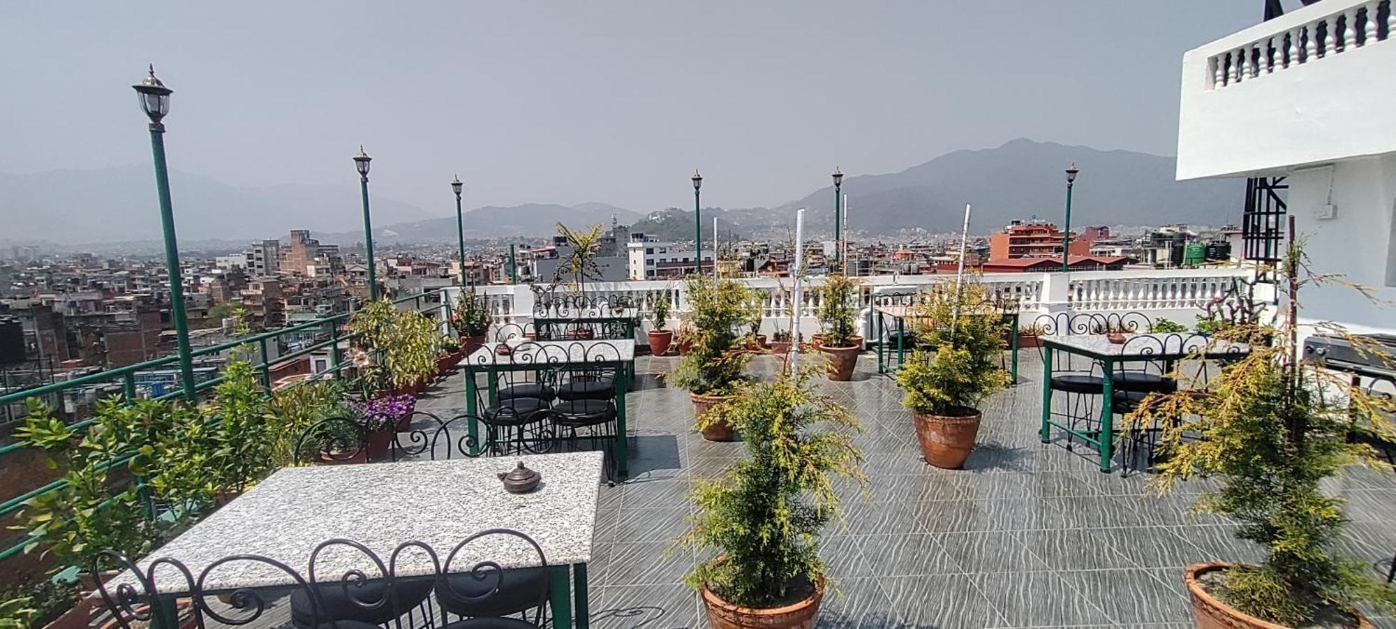 Hotel Nepalaya 3*