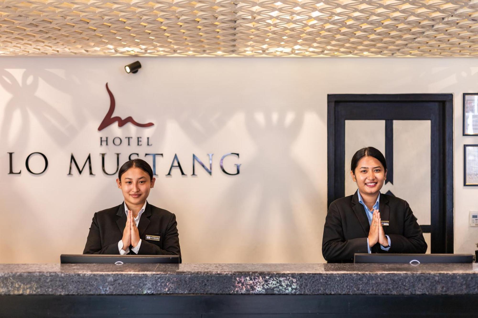 Hotel Lo Mustang 4*