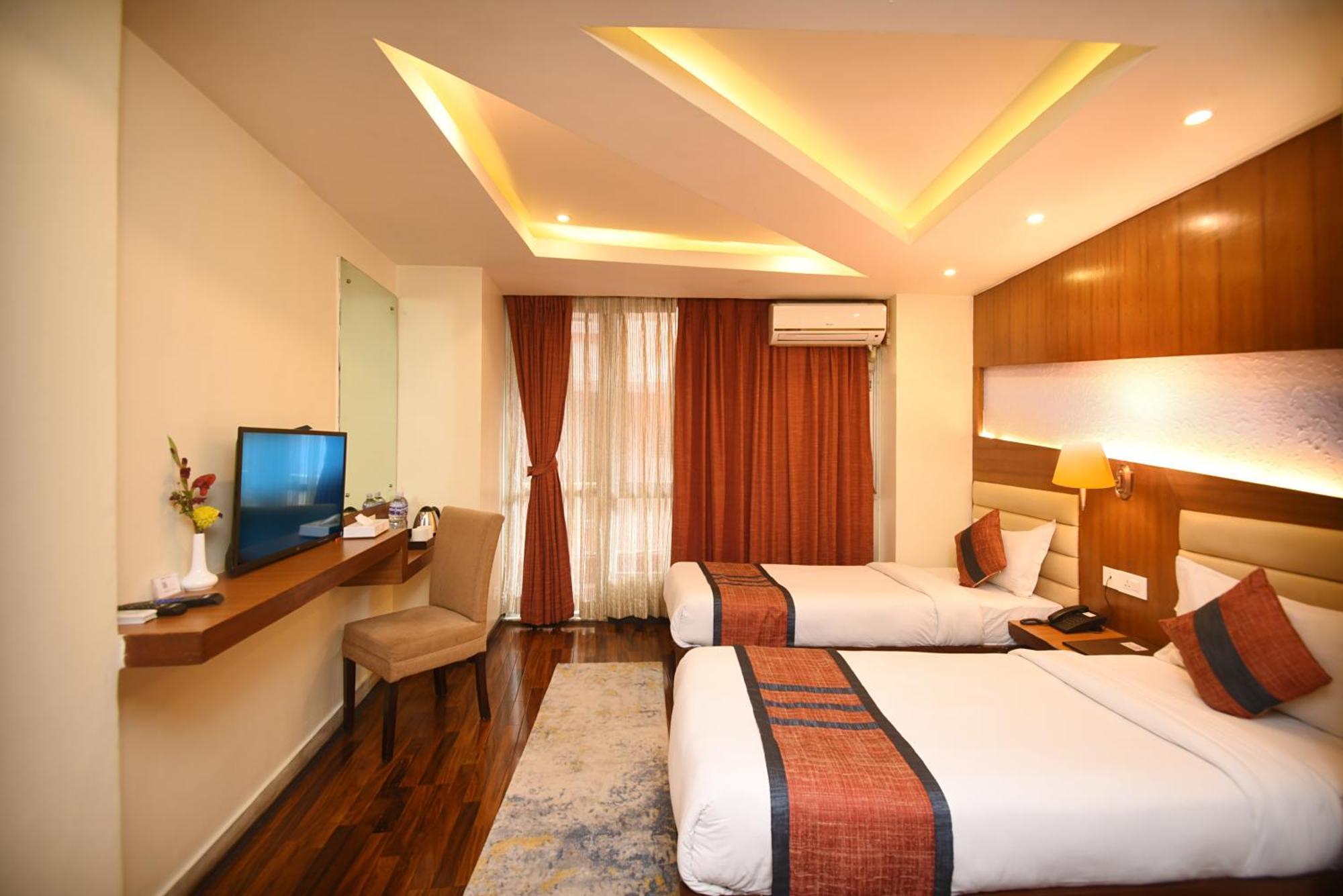 Jampa Hotel 4*
