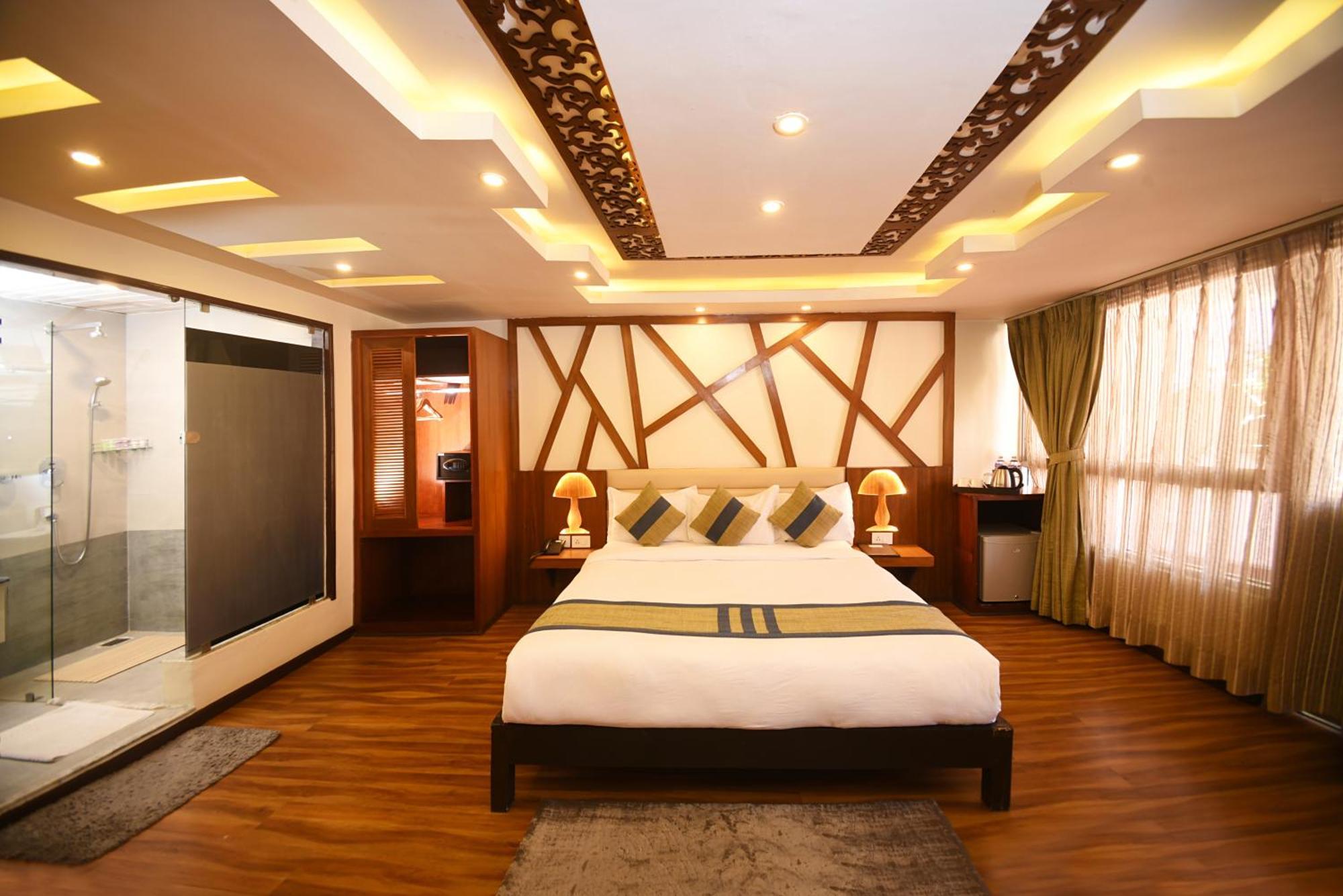 Hotel Jampa 4*