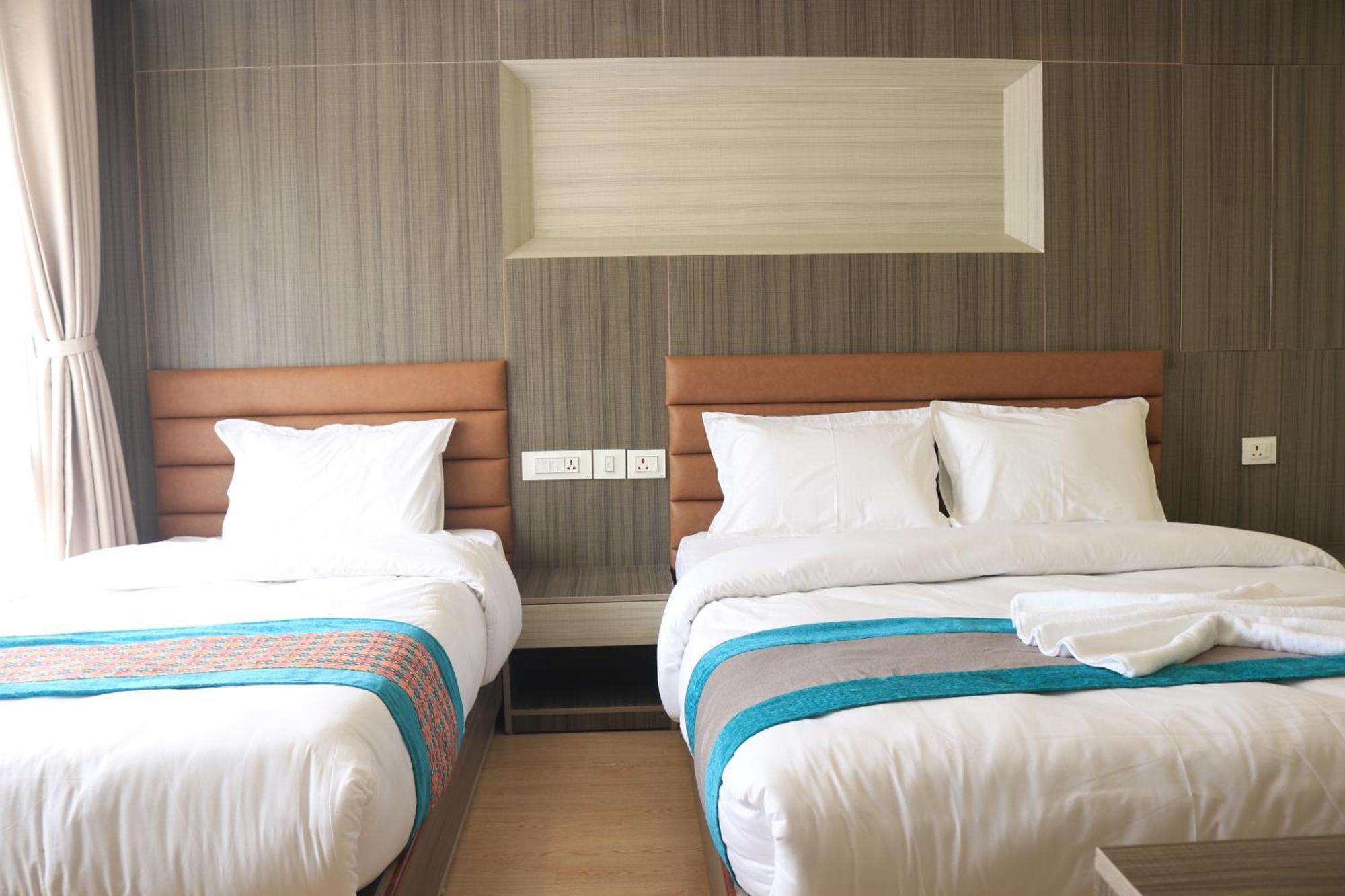 President Airport Hotel