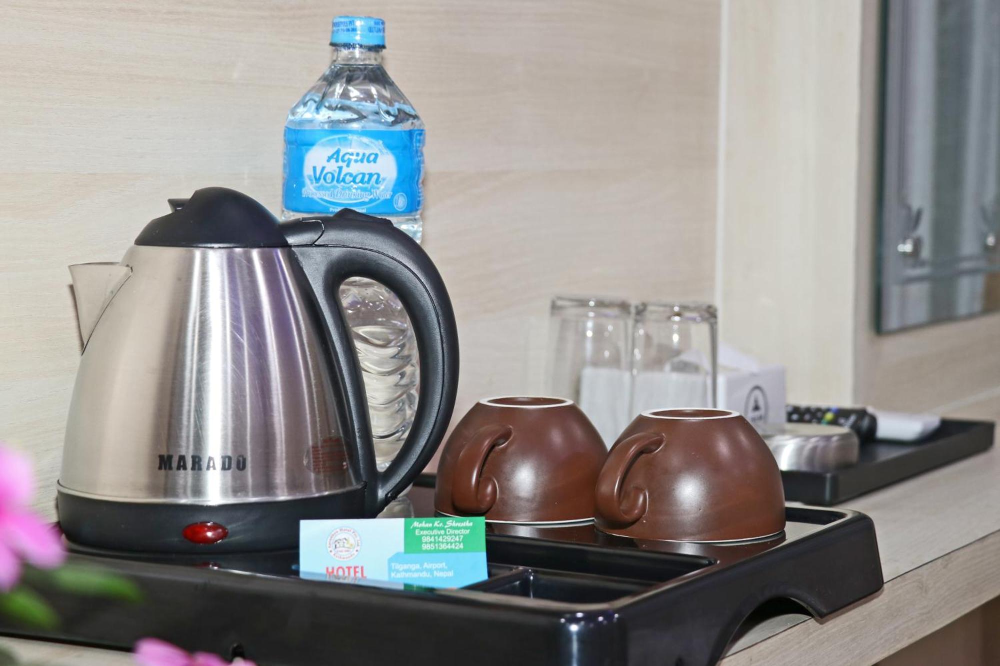 Aaradhya Hotel