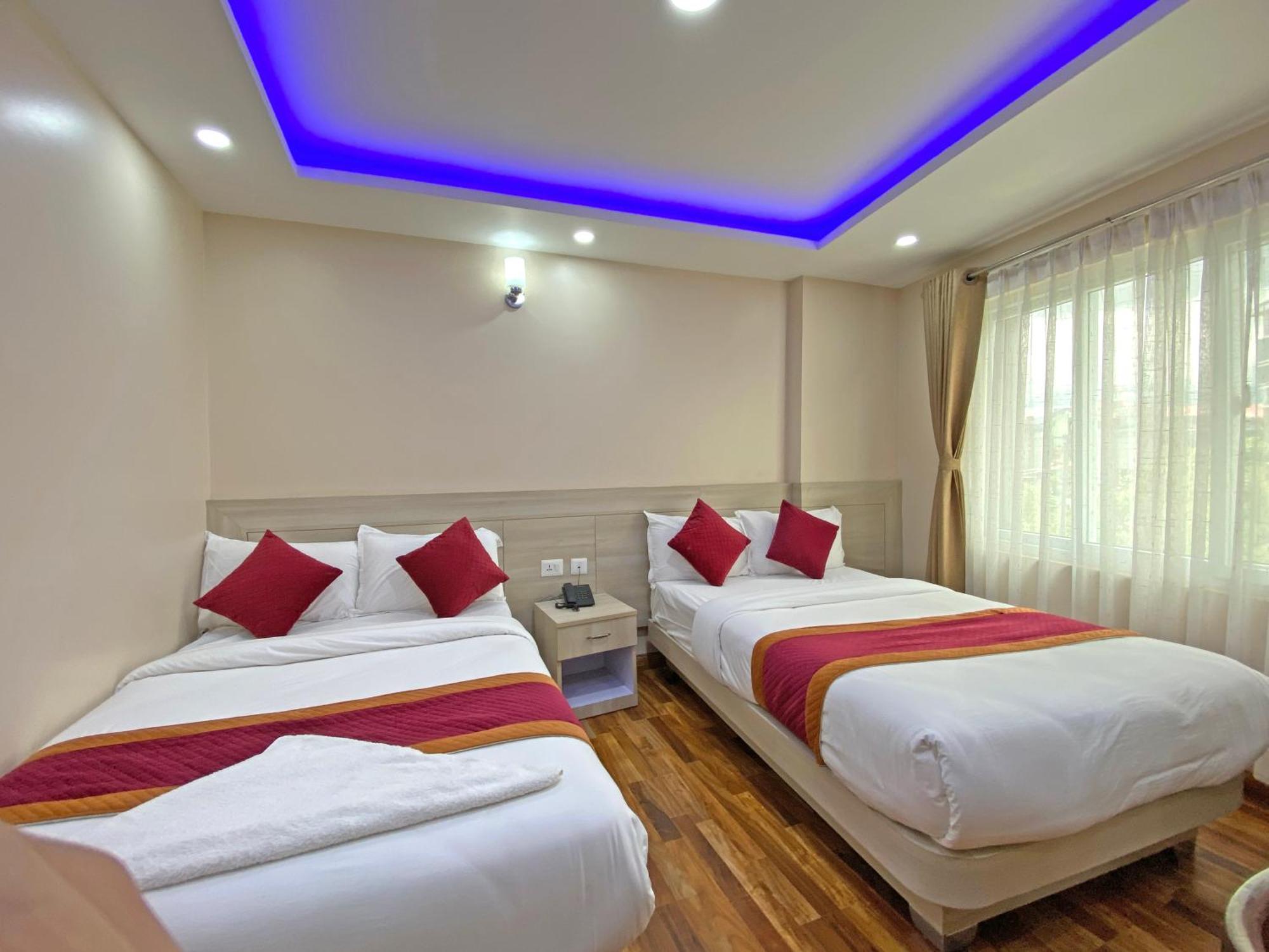 Hotel Aaradhya 2*