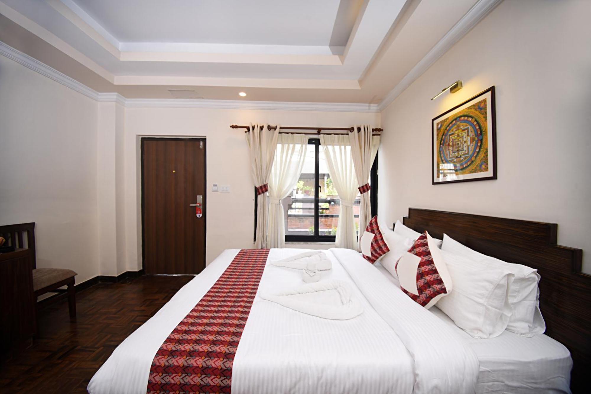 Skye Hotel 4*