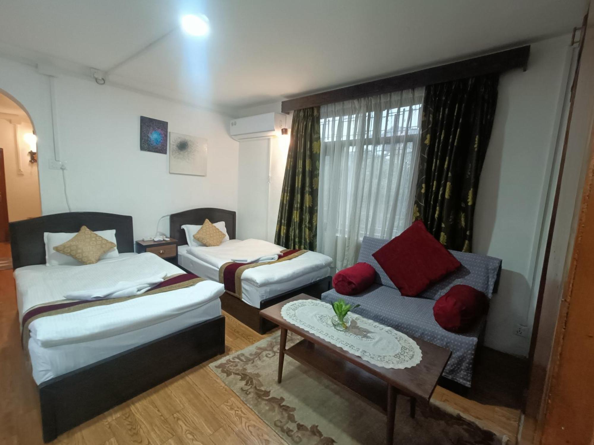 Guest house Himalaya *