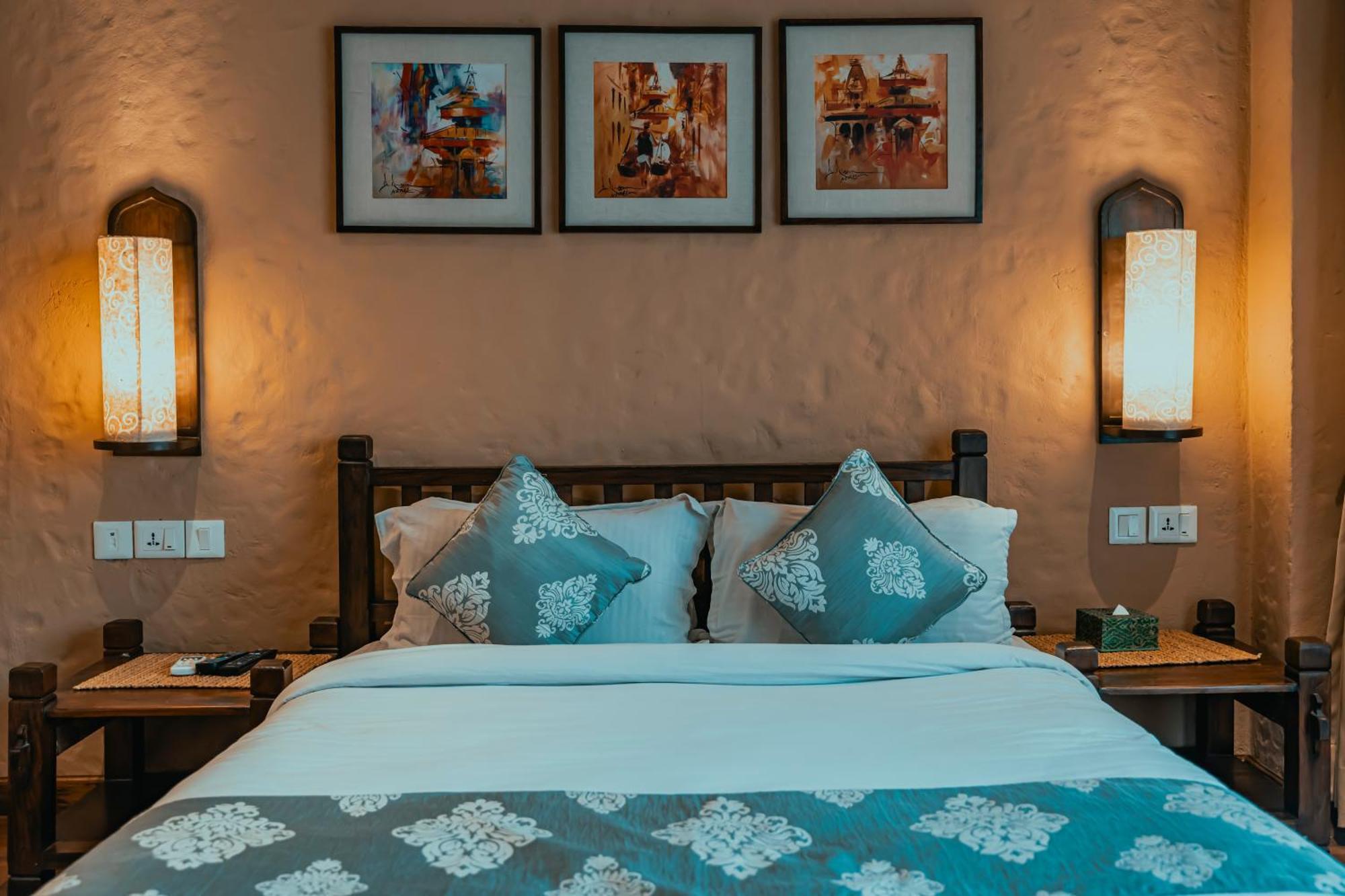 Thamel House - 6 Km From Boudhanath Stupa, 4*