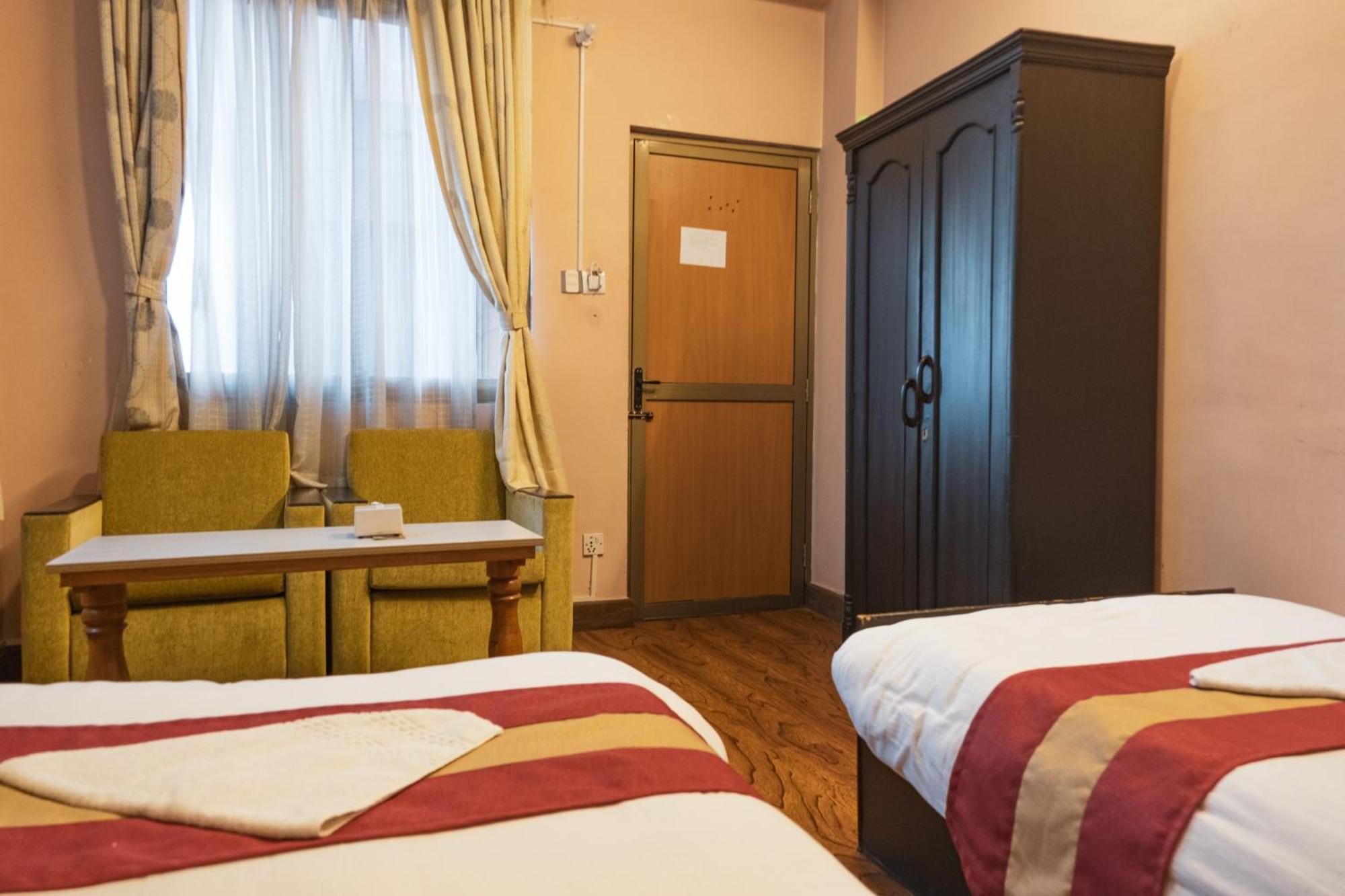 Nepalaya Hotel 3*