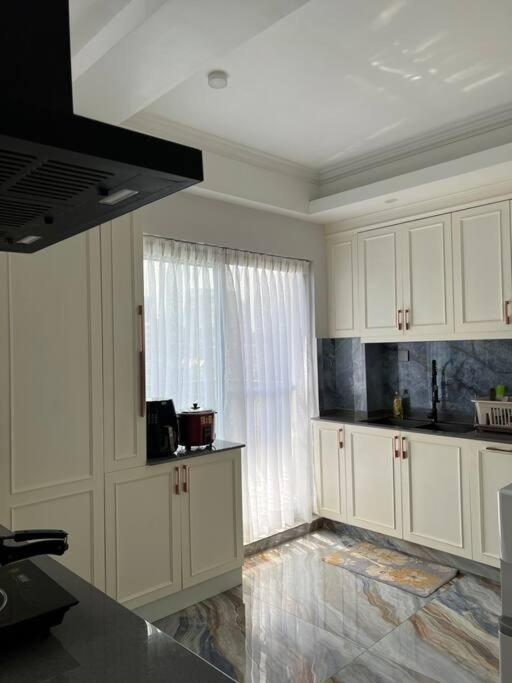 Penthouse Griha, Lazimpat *