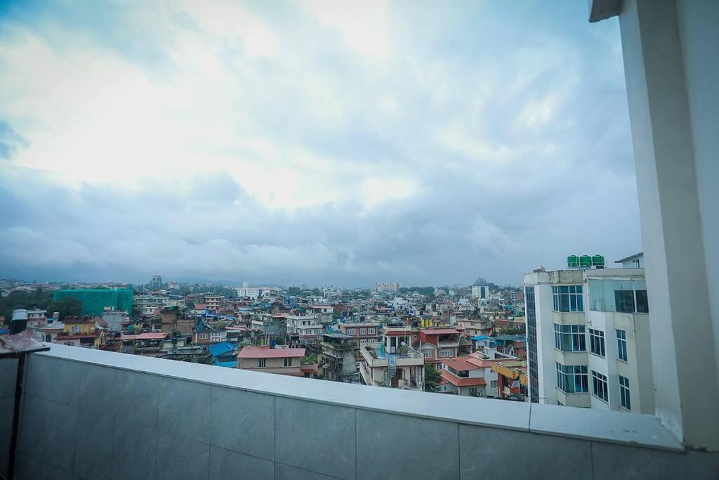 Penthouse Griha, Lazimpat