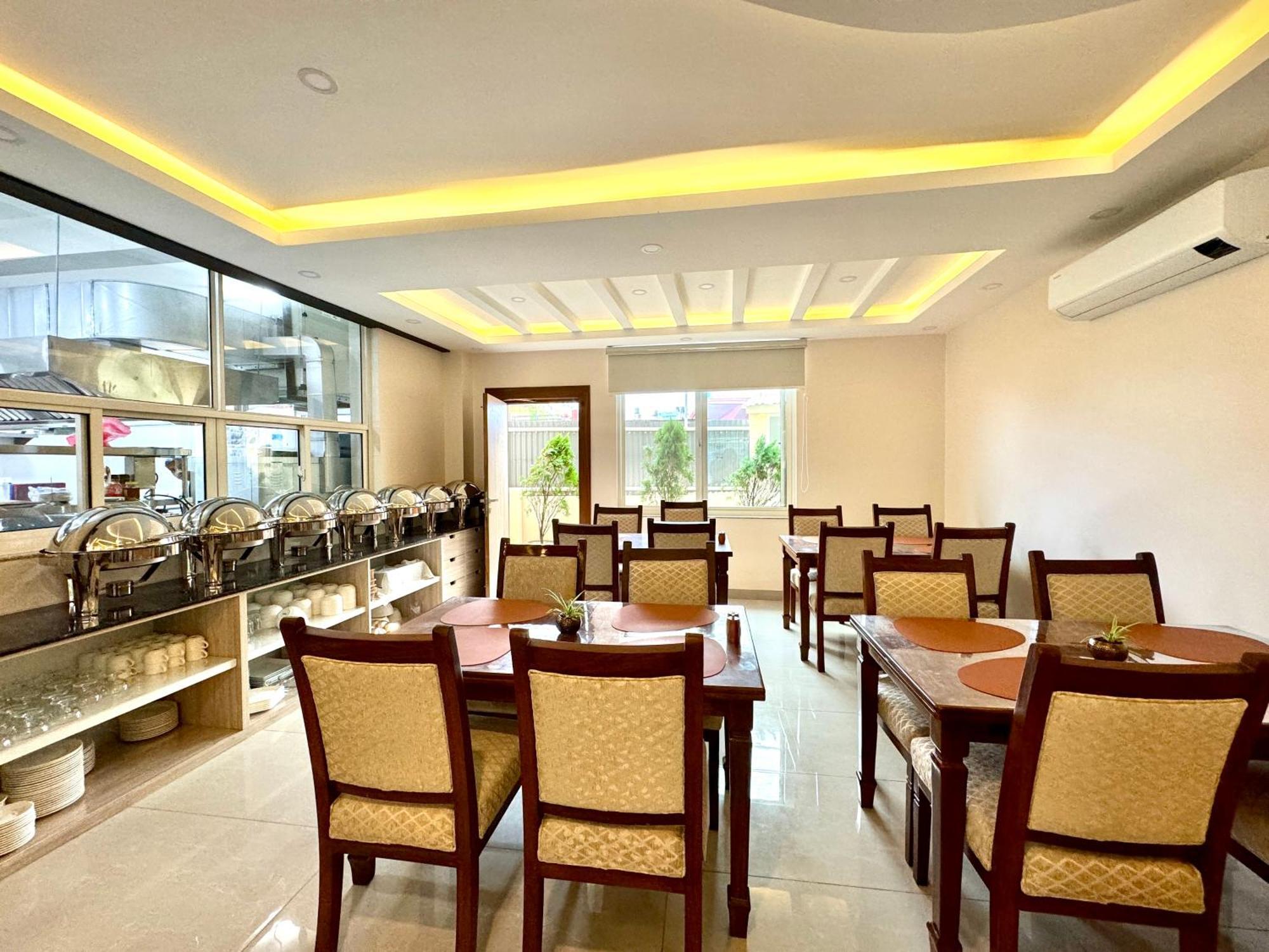 Bayberry - Near Tribhuvan International Airport 4*