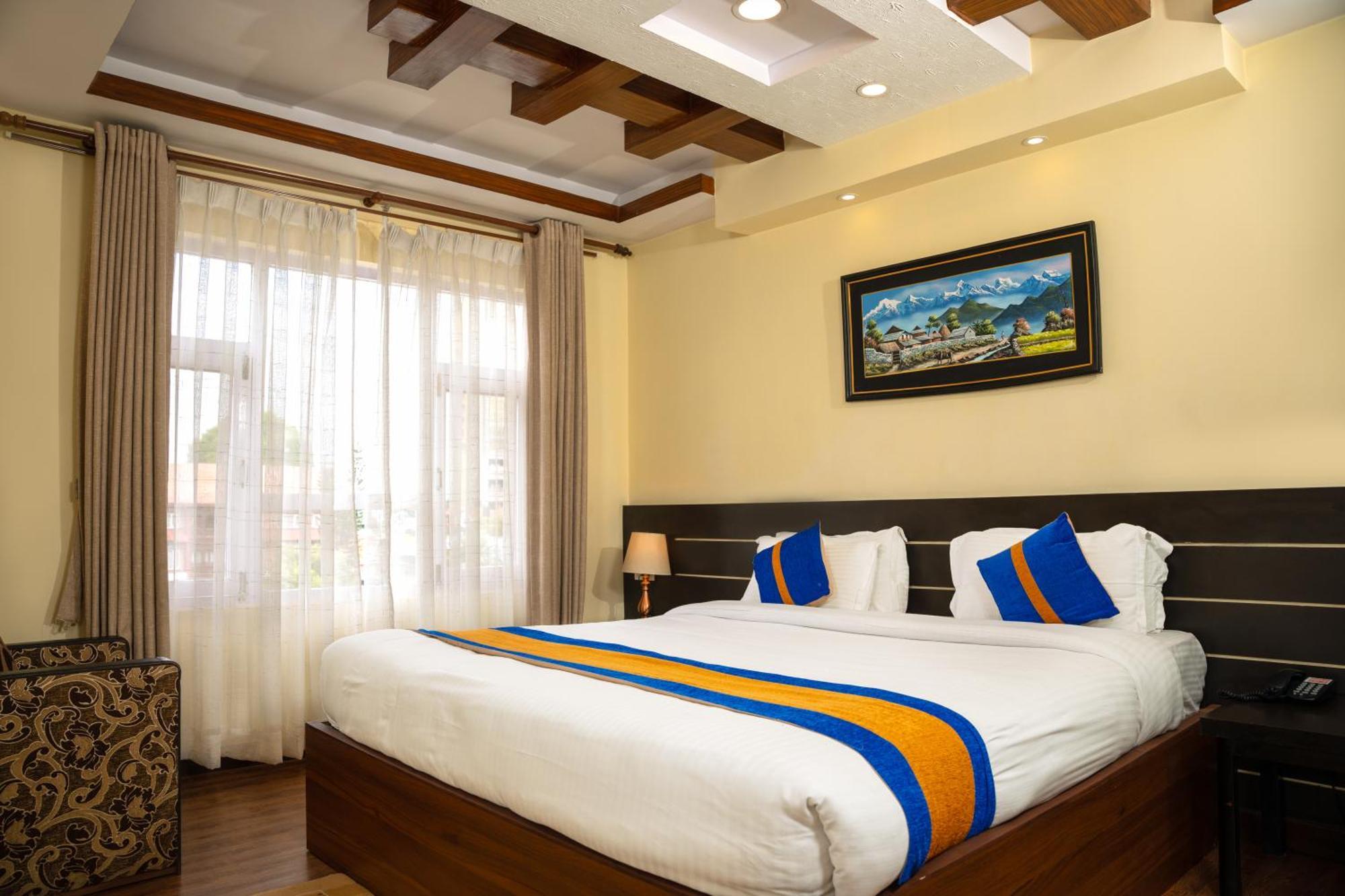 Devo Boutique Hotel 3*