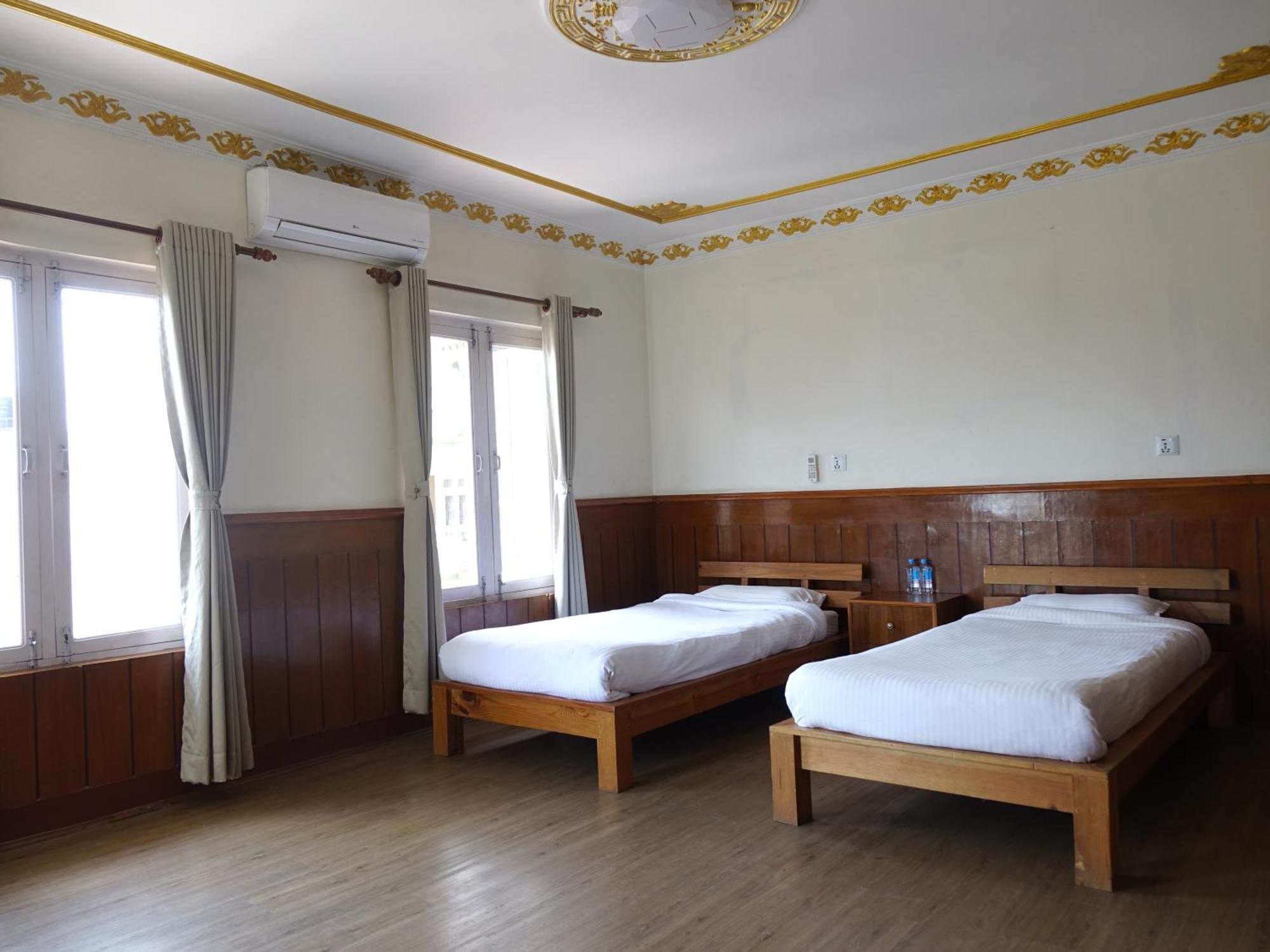 Hotel Suva *