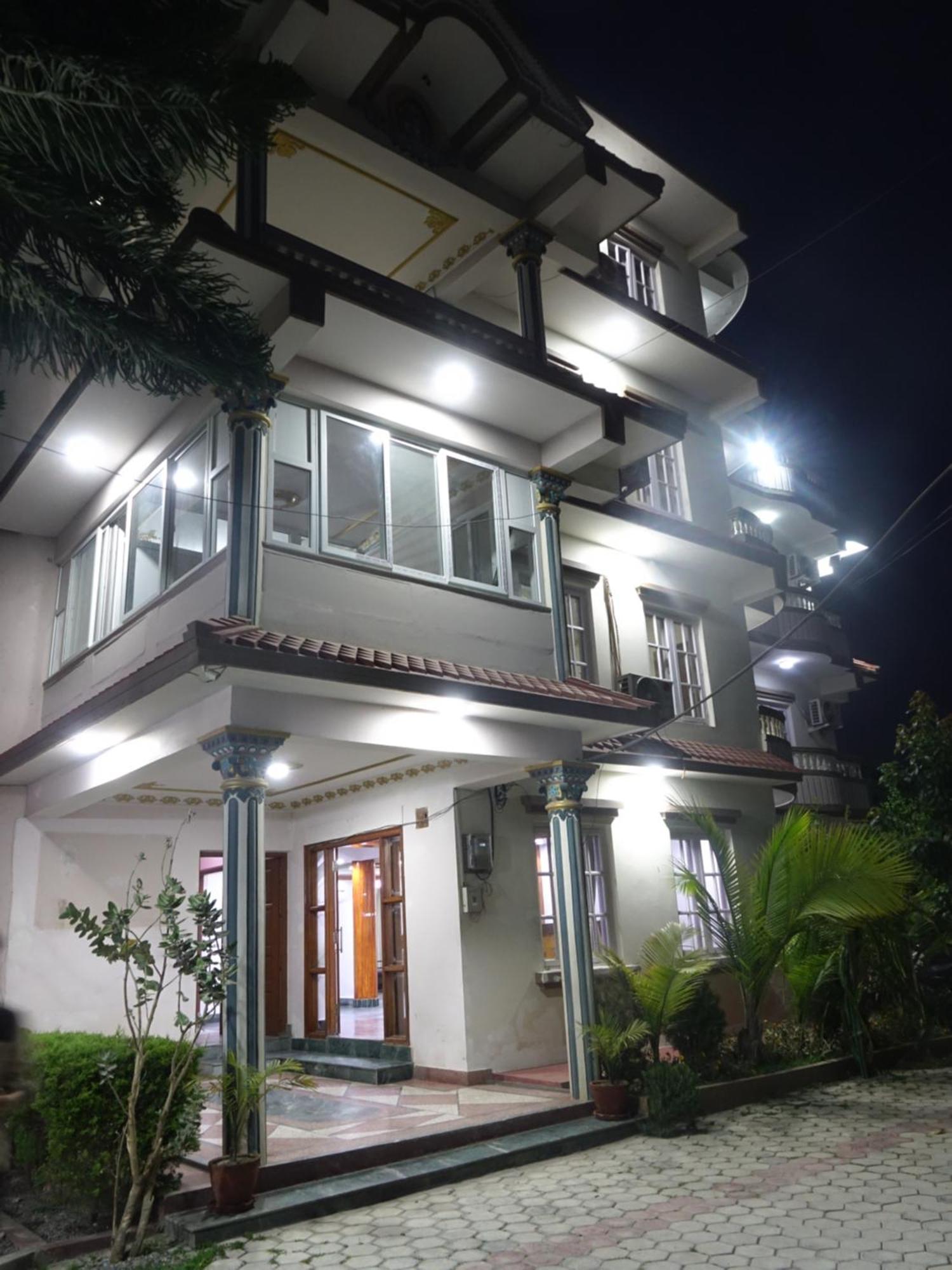 Suva Hotel *