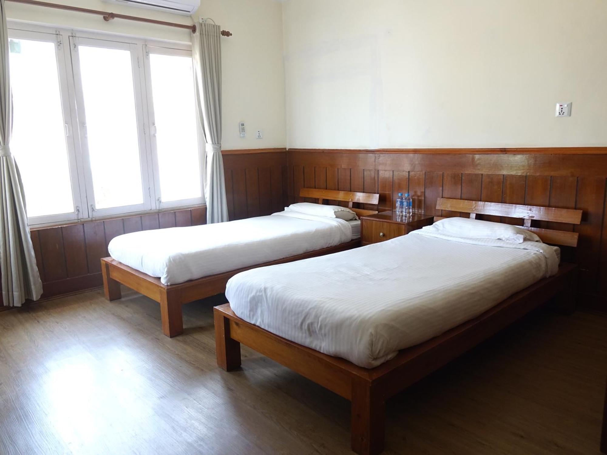 Hotel Suva *