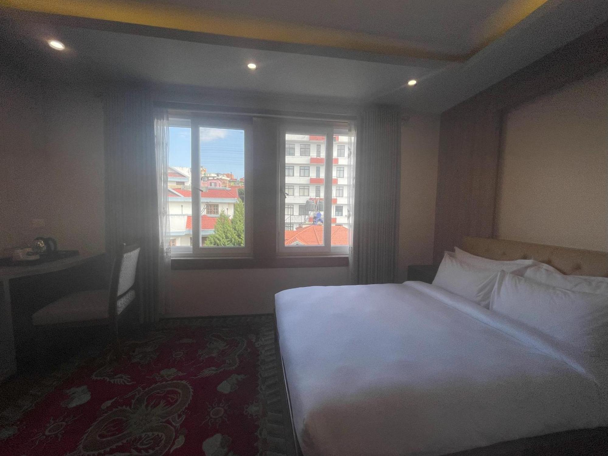 Bayberry - Near Tribhuvan International Airport Hotel 4*