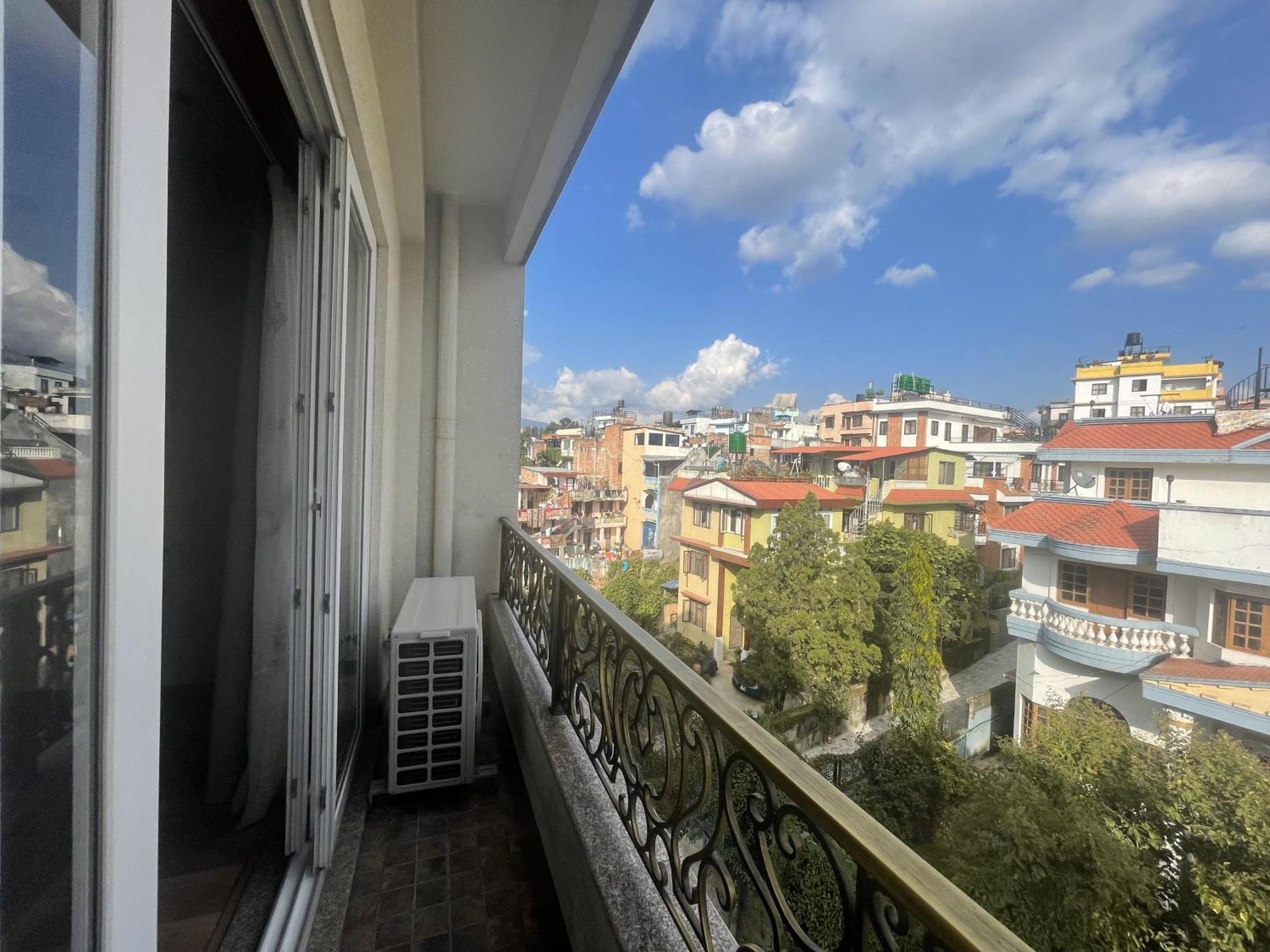 Hotel Bayberry - Near Tribhuvan International Airport