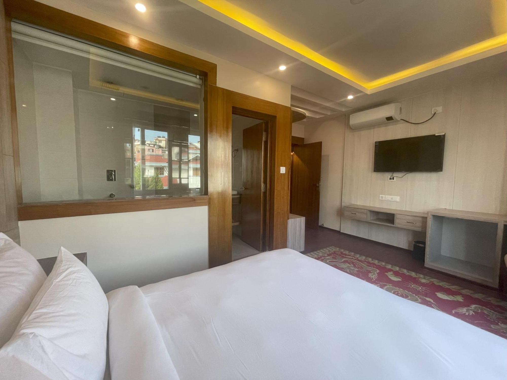 Bayberry - Near Tribhuvan International Airport Hotel 4*