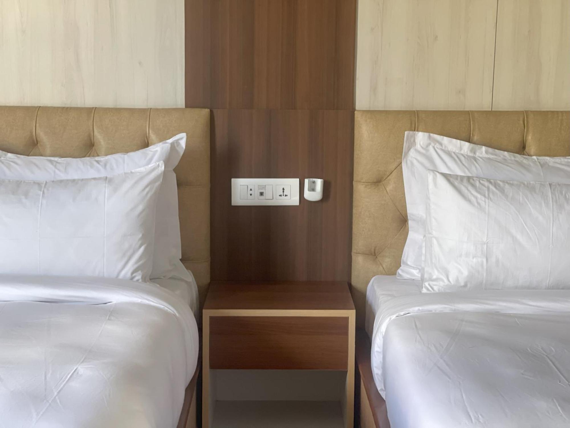 Bayberry - Near Tribhuvan International Airport Hotel 4*