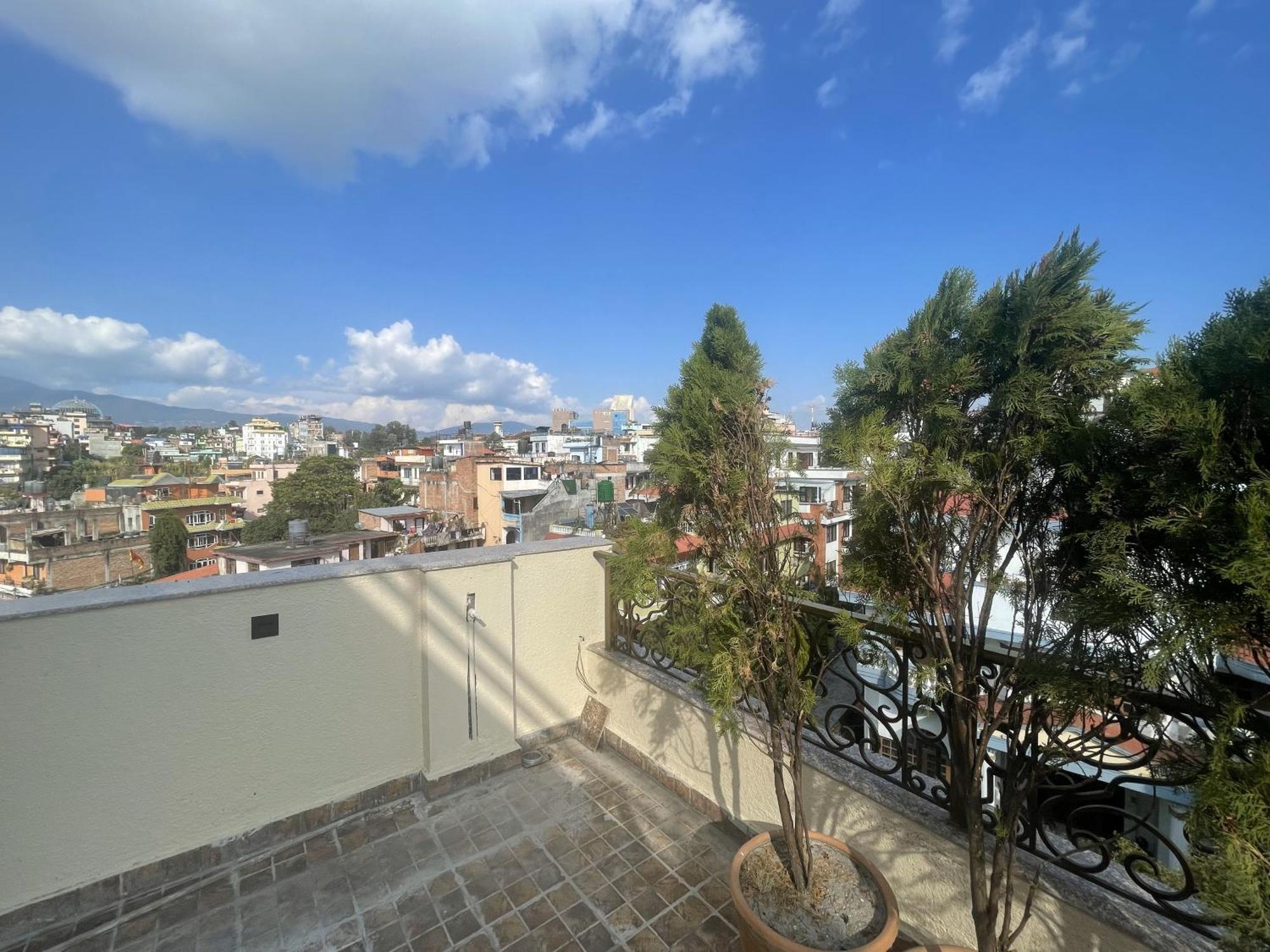 Bayberry - Near Tribhuvan International Airport Hotel 4*