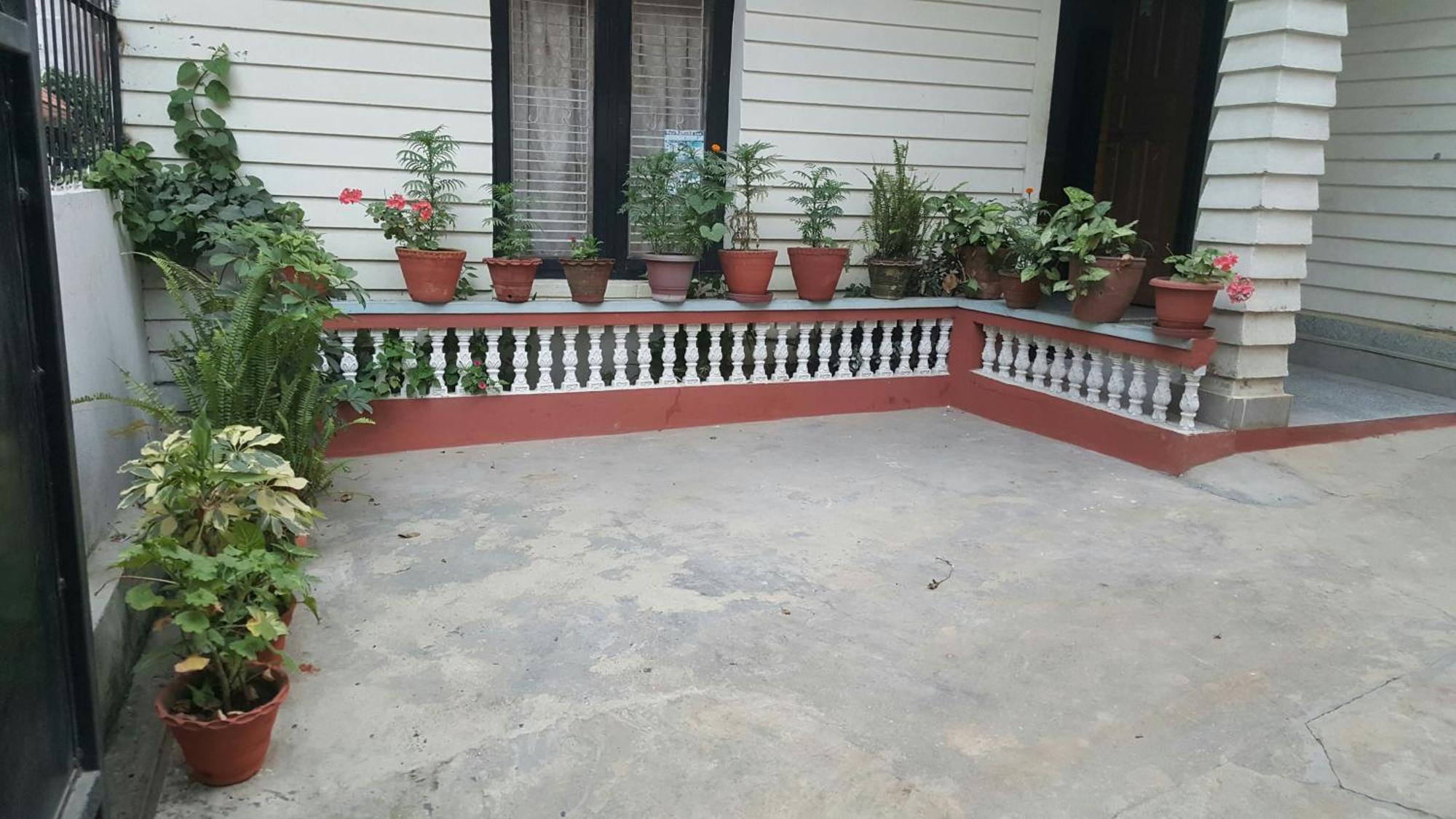 Bed & Breakfast Royal Tourist House