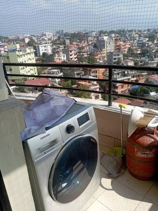 High Rise 8 Floor In Paanipokhari Apartment